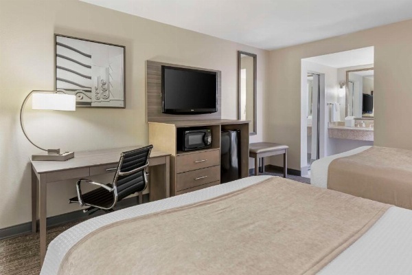 Best Western Plus Executive Inn image 27